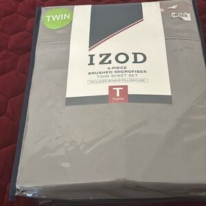Twin size sheets new in package